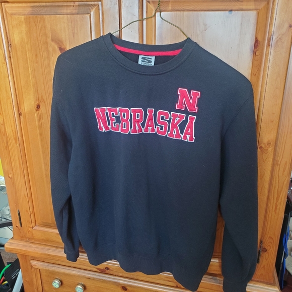 NWOT Nebraska College Sweatshirt - Picture 1 of 2